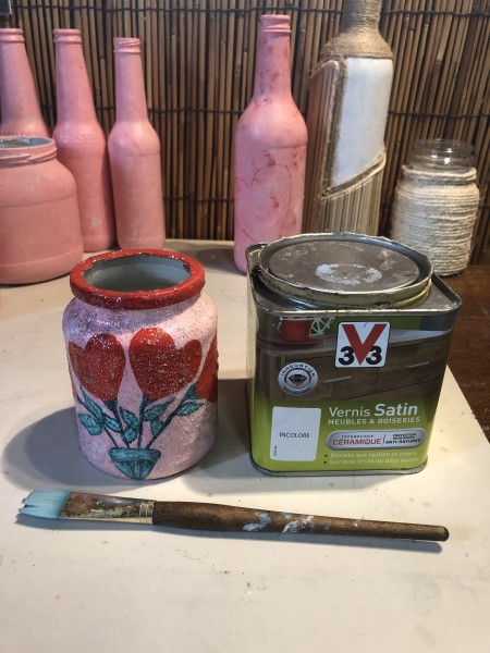 Valentine Gift Jar - when glitter gel dries add a coat of varnish