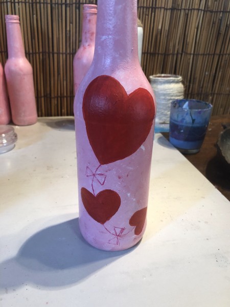 Valentine Hearts Kite Vase - red hearts painted on, as well as string and outline of the fabric ties