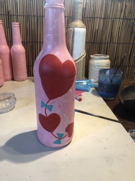 Valentine Hearts Kite Vase - paint over the string line and fill in the fabric triangles