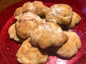 Garlic Parmesan Bread Puffs