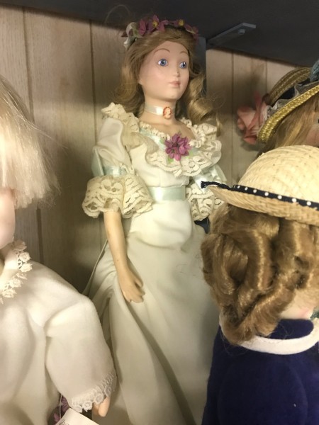 Identifying and Determining the Value of a Doll Collection