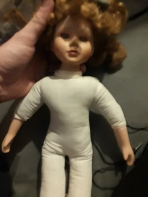 Identifying a Porcelain Doll - doll with cloth body