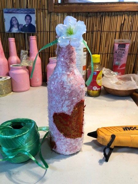 Recycled Snow and Heart Vase - apply glue to the neck and wrap with green raffia, add a flower