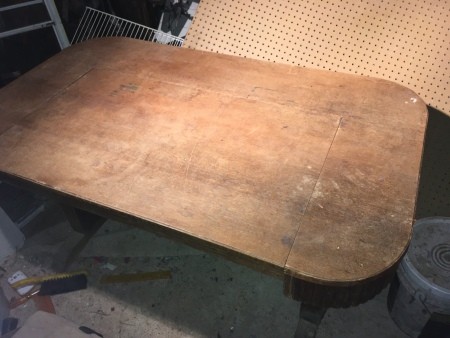 Value of a 1928 R Hamp & Co. Settee Table