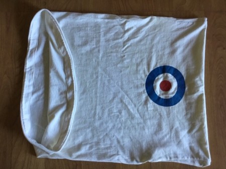 Making a Bag from a T-shirt - turn right side out