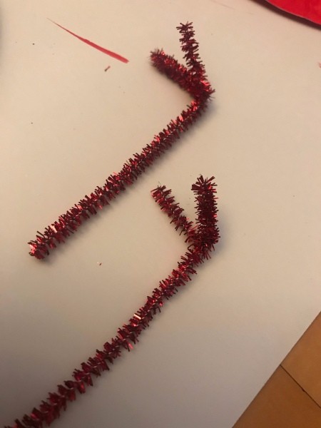 Valentine's Bird Card Holder - pipe cleaner feet