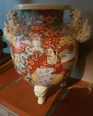 Identifying Asian Ceramic Vases - three legged vase with dog handles