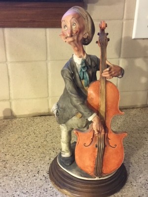 Finding Information on Giuseppe Armani Figurines - very old man playing a cello figurine