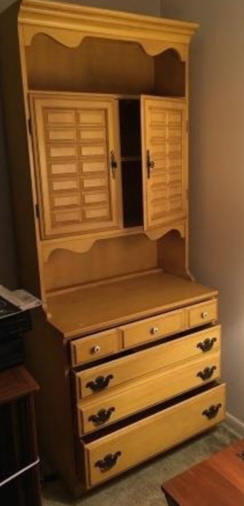 Identifying a Vintage Hutch? ThriftyFun