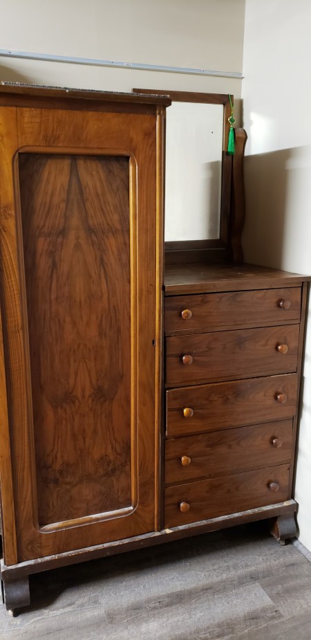 Value of an Antique Bedroom Set - armoire with side drawers topped with a mirror
