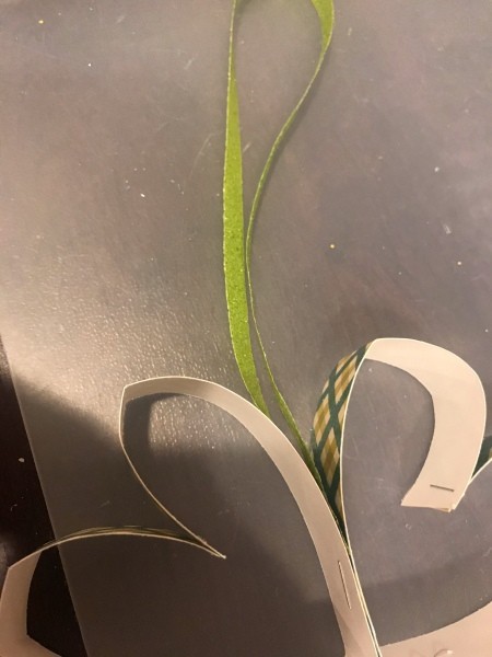 Four-leafed Clover Hanging Door Decoration - staple to clovers together and add a ribbon hanger