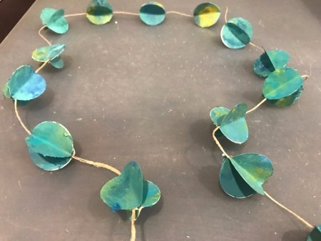 Splatter Paint Sticker Circle Garland - continue to desired garland length