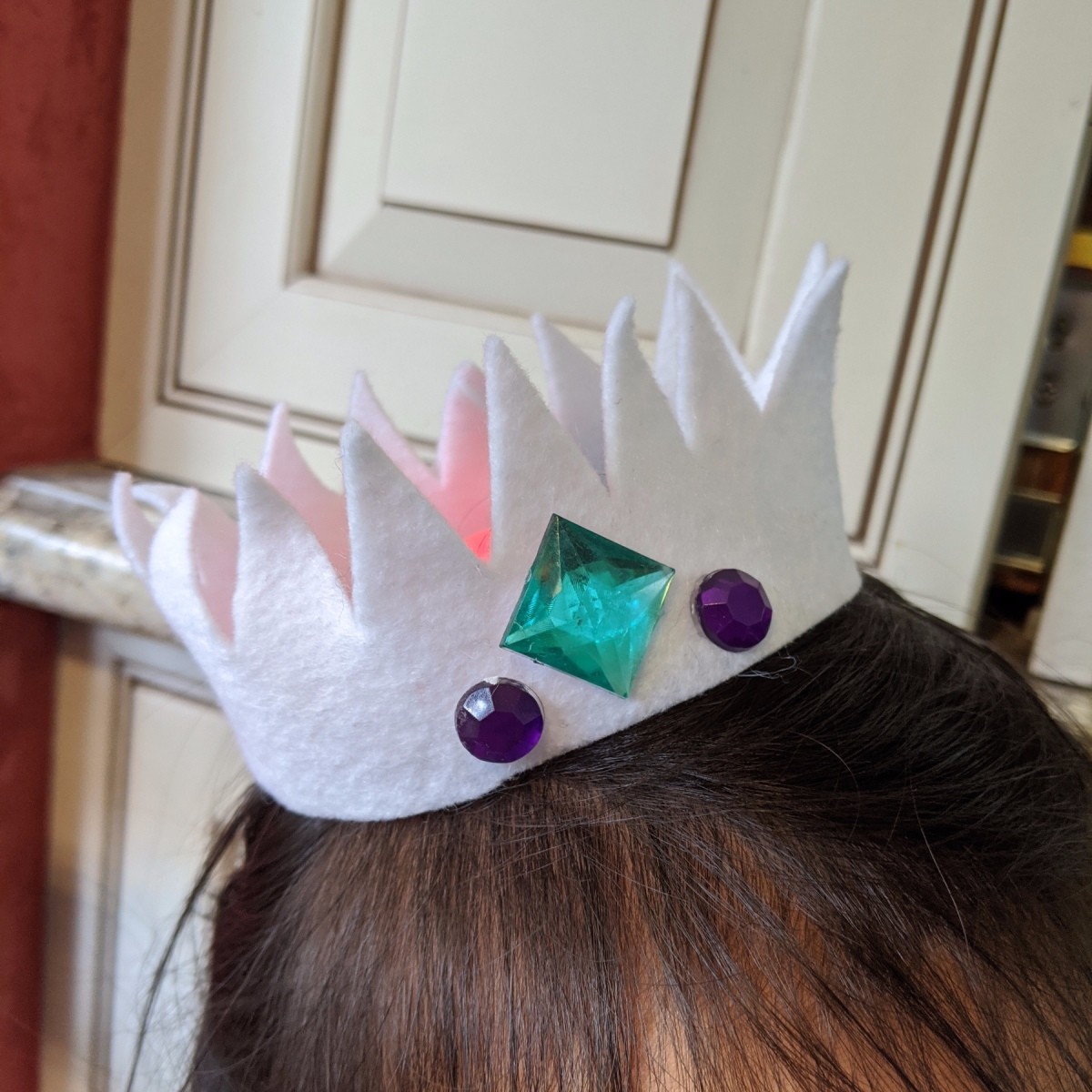 making-a-felt-crown-headband-thriftyfun