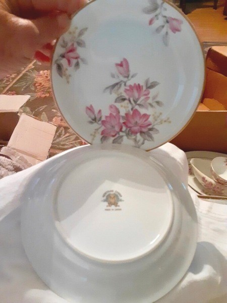 Determining the Value of Noritake China