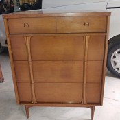 Value of Bassett Bedroom Furniture - chest of drawers