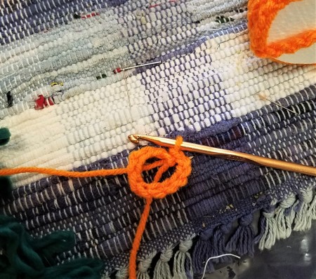 Crocheted Carrot - joining the chain into a circle