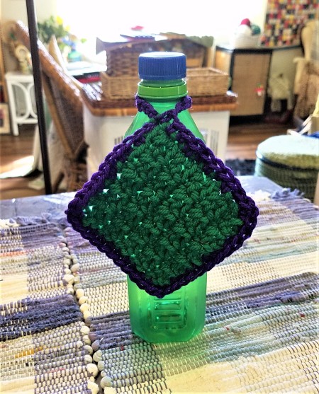 Blue Flew and the Bottle Top Kids!! - bottle hanger