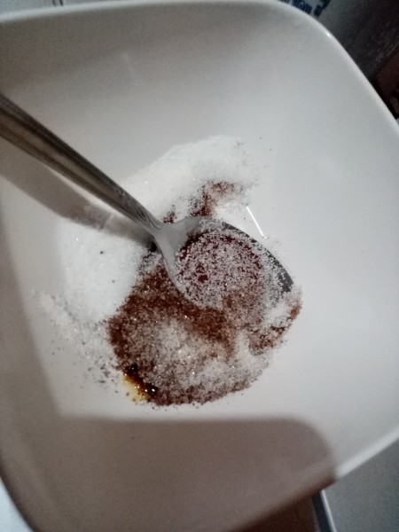 mix sugar with instant Coffee