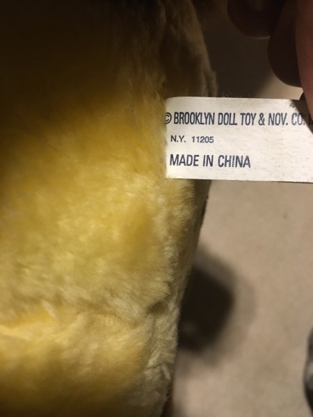 Identifying a Stuffed Giraffe