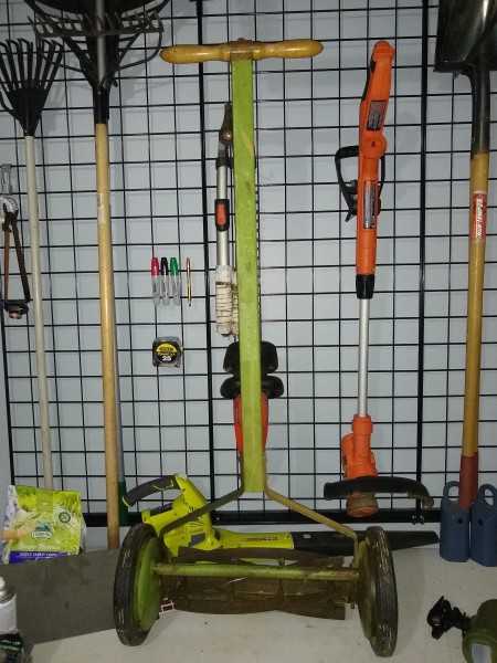 Identifying a Vintage Reel Mower - wooden handled mower