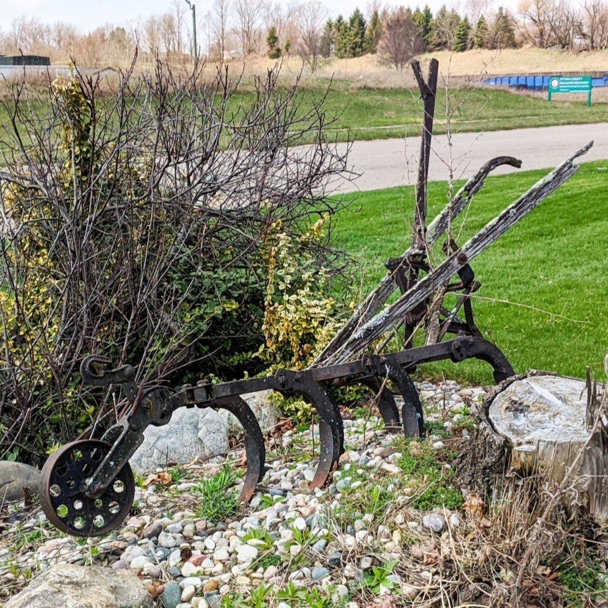 Help Identifying this Piece of Equipment? ThriftyFun