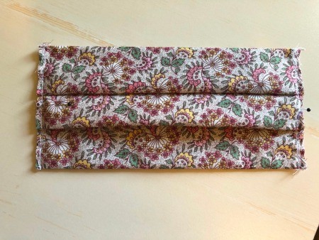 Fabric Face Mask - pin the last pleat