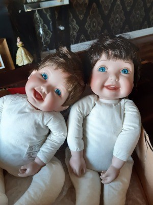 Value of Ashton Drake Dolls - undressed baby dolls
