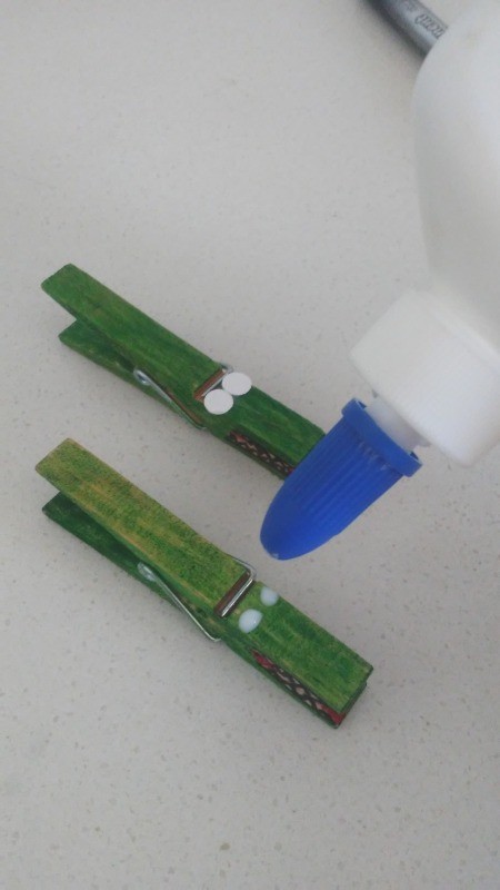 Alligator Clothespins - glue the white dots to the clothespins