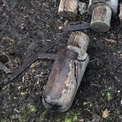 Identifying Old Wooden Peg-like Objects - round wooden pieces with one end that looks like a peg