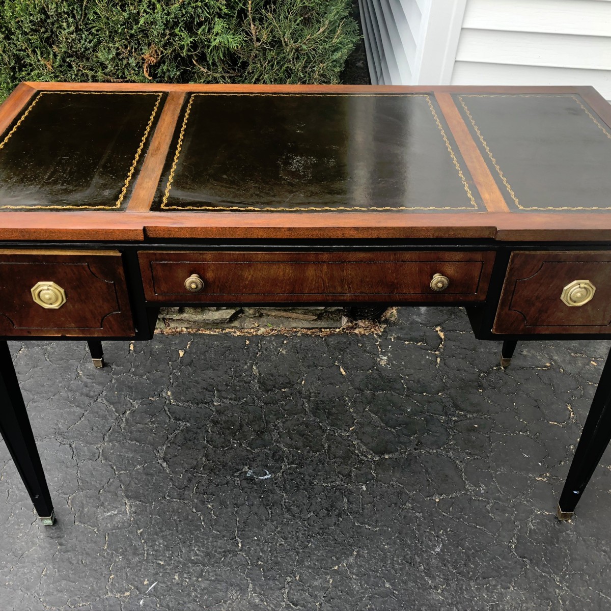 Value of a Vintage Imperial Furniture Desk? ThriftyFun