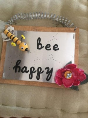 Bee Happy Garden Sign - assembled sign