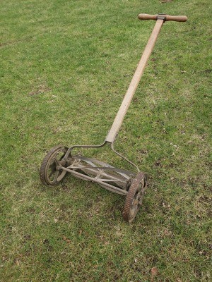 Age and Value of a Lakeside Deluxe Reel Mower - vintage reel mower on the lawn