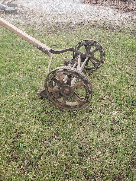 Age and Value of a Lakeside Deluxe Reel Mower