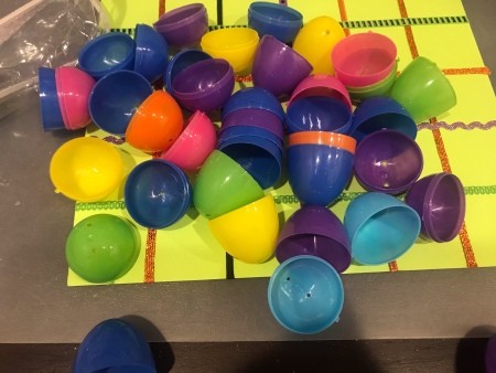 Plastic Egg Match-Up Game - loose eggs