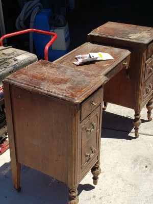 Identifying an Old Vanity - old vanity in poor shape as to finish