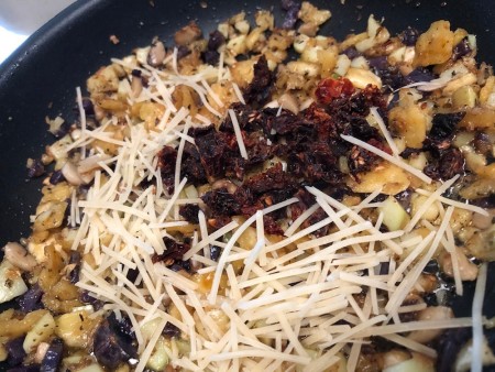 adding cheese & dried tomatoes to stuffing