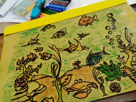 Plastic Folder Aquarium - color the aquarium onto the plastic