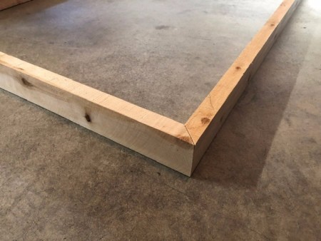 Galvanized Roofing Raised Bed - closeup of ready to screw together corner