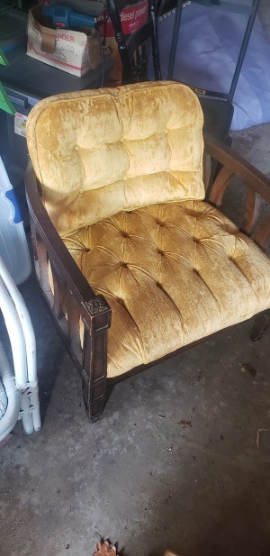 Value of a Vintage Tufted Chair