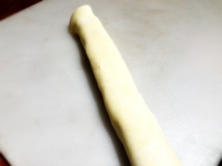 Gravity-Defying Ramen Cake - wrap a piece once around each straw