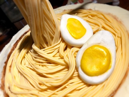 Gravity-Defying Ramen Cake - put eggs on the noodles