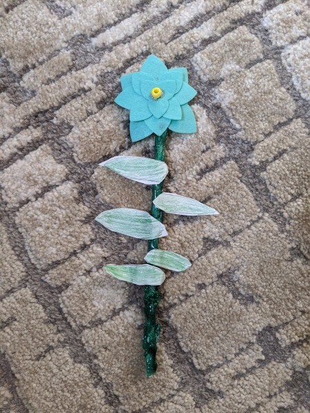 Felt Flower Wand - front of flower prior to adding roots