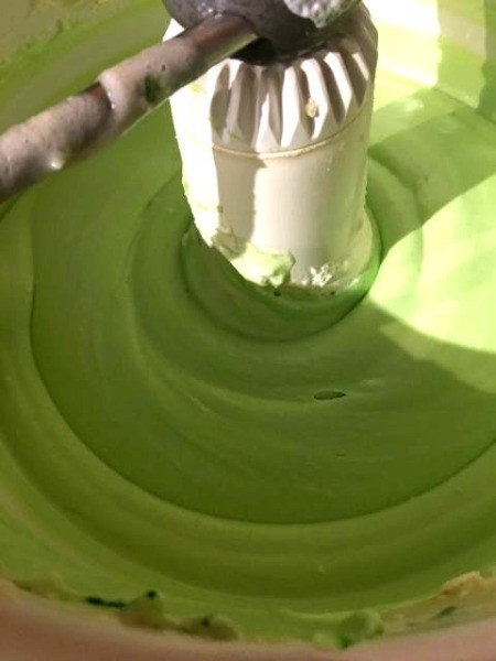 Mixing the green layer.