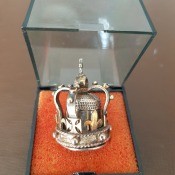 Value of a Silver Thimble with Jeweled Crown - thimble with cover in plastic case
