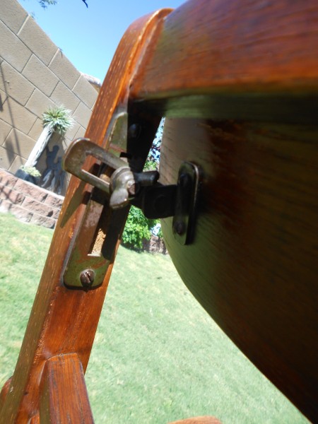 Age and Value of a Murphy Desk Chair