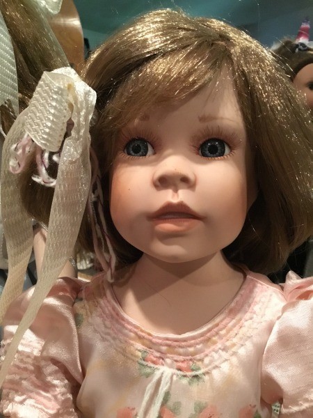 Identifying Porcelain Dolls