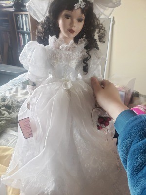 Information on a Goldenvale Porcelain Wedding Doll - doll in bridal dress