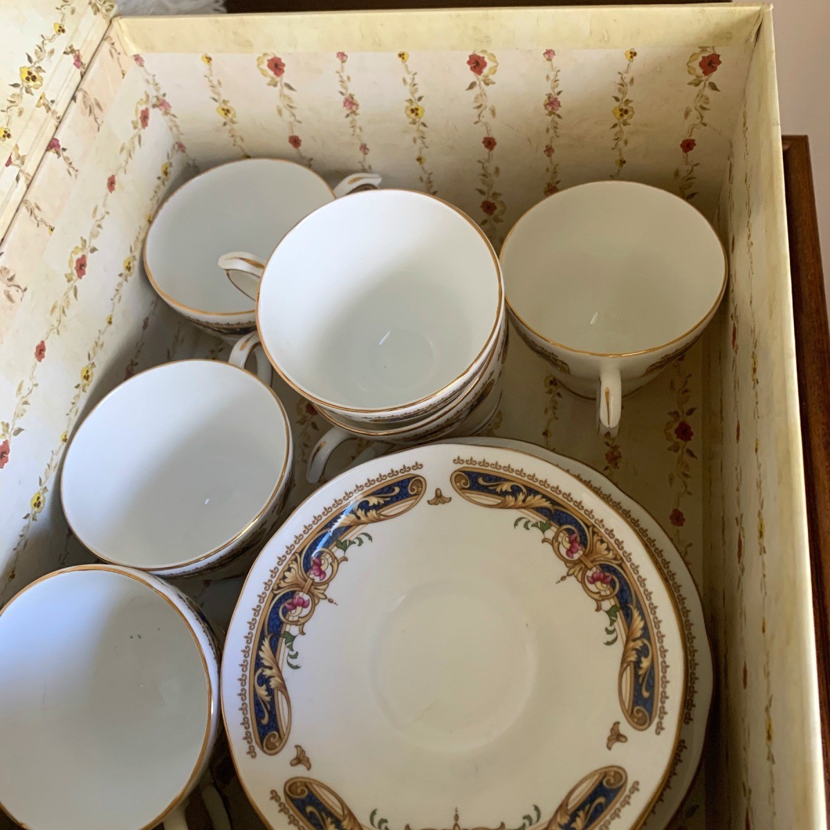 Value of English Duchess Bone China 444? ThriftyFun