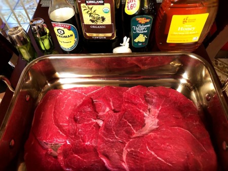 Ingredients for garlic honey balsamic steaks.