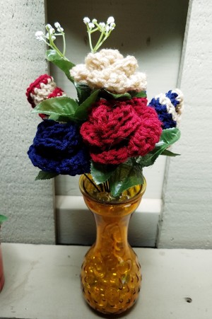 Crocheted Americana Roses - finished arrangement